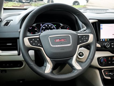 Used 2023 GMC Terrain Denali AWD/4WD image 6