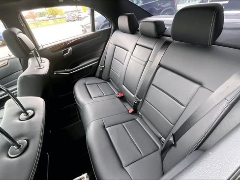 Used 2016 Mercedes-Benz E 350 Sedan image 17