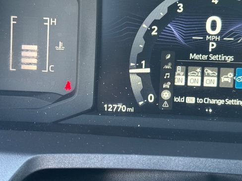 Used 2024 Toyota Tacoma SR5 image 23