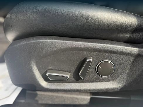 Used 2020 Ford Fusion Titanium FWD image 15