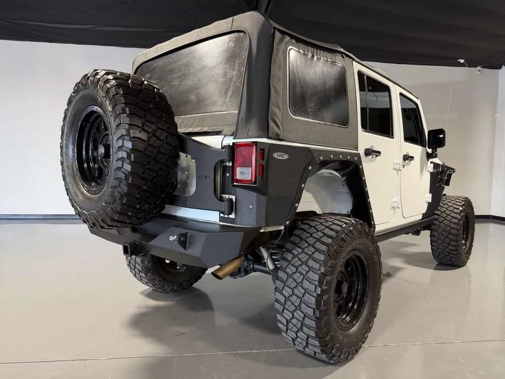 Used 2017 Jeep Wrangler Unlimited Sport w/ Quick Order Package 24S AWD/4WD image 4