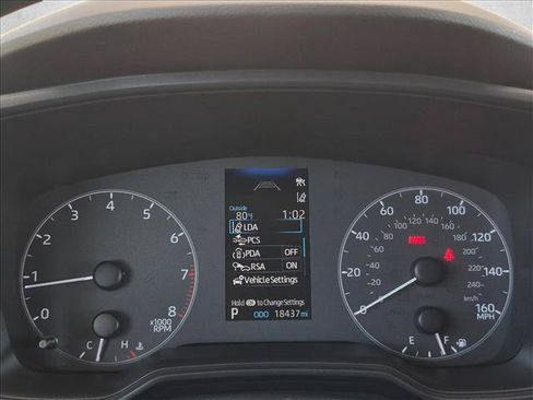 Used 2025 Toyota Corolla LE FWD image 10