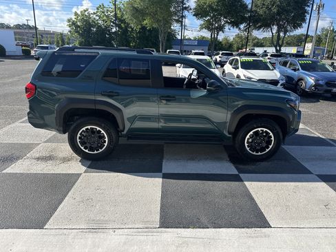 Used 2025 Toyota 4Runner TRD Off-Road Premium AWD/4WD image 3