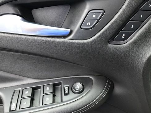 Used 2020 Buick Envision Premium AWD/4WD image 26