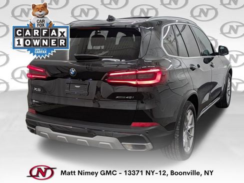 Used 2023 BMW X5 xDrive40i w/ Premium Package AWD/4WD image 2