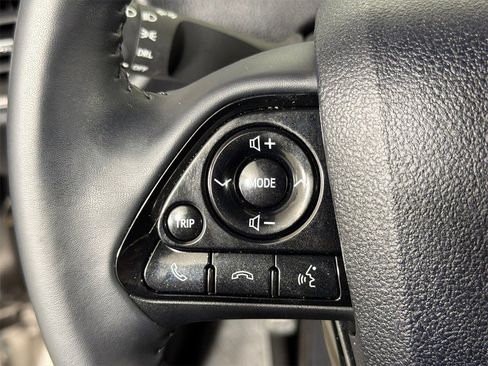 Used 2022 Toyota Prius Prime LE image 24