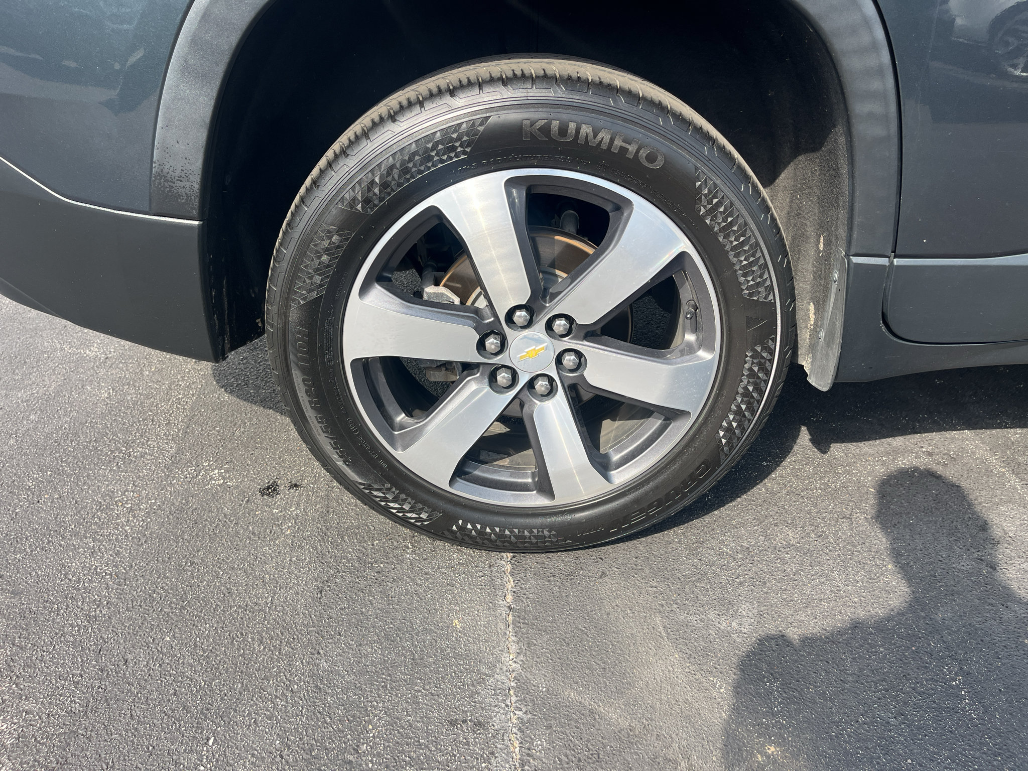 Used 2019 Chevrolet Traverse LT w/ LT Premium Package FWD image 16