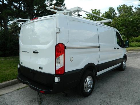Used 2021 Ford Transit 250 Low Roof AWD image 7