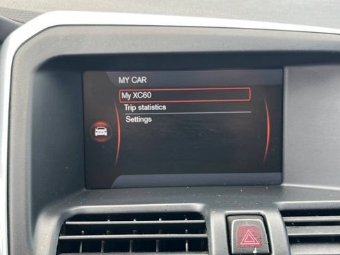 Used 2013 Volvo XC60 3.2 Premier Plus FWD image 13