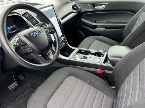 Used 2024 Ford Edge SE w/ Black Appearance Package image 13