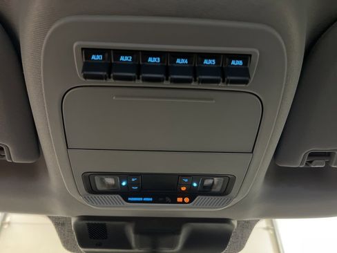 New 2026 Ford F250 XL w/ XL Chrome Package image 10