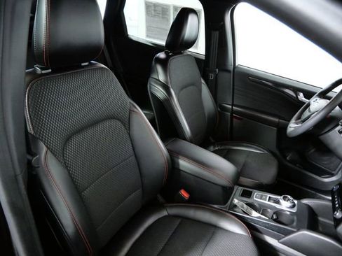 Certified 2023 Ford Escape ST-Line Select w/ Tech Pack #2 image 11