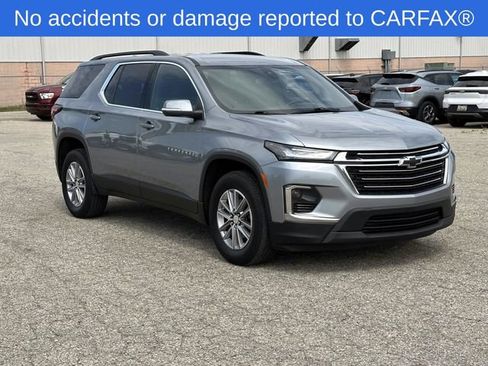 Certified 2023 Chevrolet Traverse LT FWD image 8