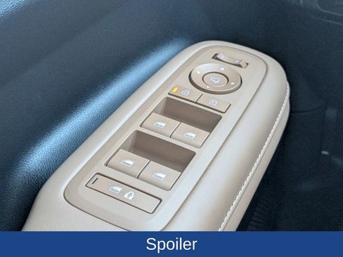 Used 2025 Hyundai Santa Fe Limited image 28