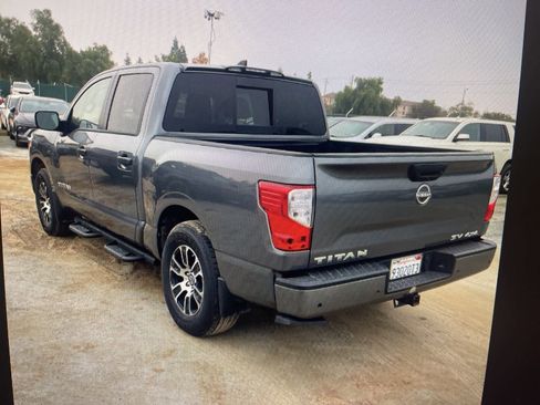 Used 2023 Nissan Titan SV w/ Accessory Utility Package image 3
