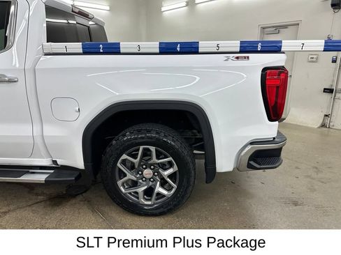 Used 2022 GMC Sierra 1500 SLT w/ SLT Premium Plus Package AWD/4WD image 20