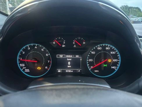 Used 2018 Chevrolet Malibu LT FWD image 10