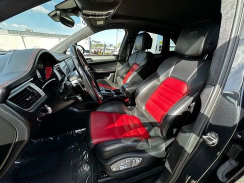 Used 2018 Porsche Macan Turbo AWD/4WD image 10