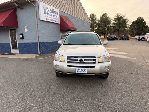 Used 2006 Toyota Highlander Limited image 2