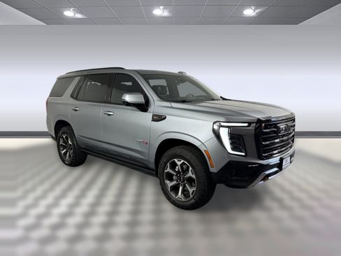 Used 2025 GMC Yukon AT4 Ultimate w/ LPO, Floor Liner Package AWD/4WD image 7