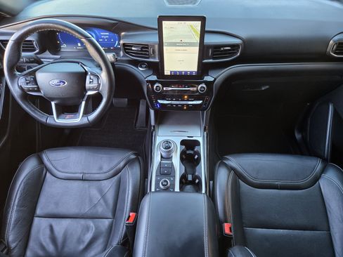 Certified 2022 Ford Explorer ST w/ Equipment Group 401A image 19