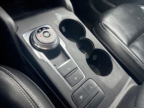 Used 2020 Ford Escape SEL image 25