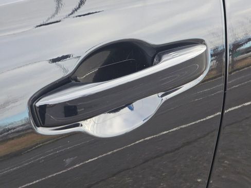 Certified 2025 Honda HR-V Sport image 10