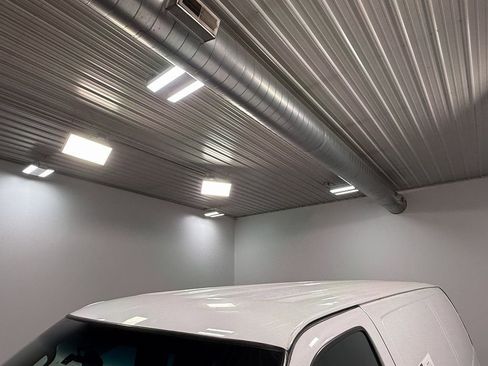 Used 2017 GMC Savana 2500 image 45