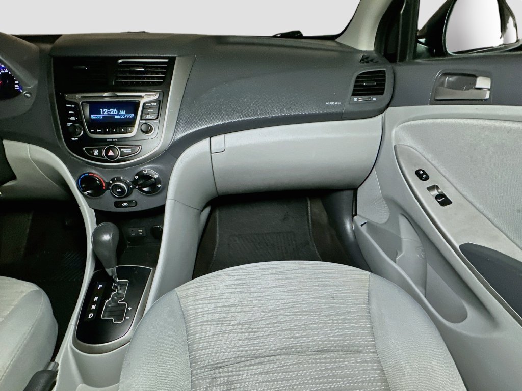 Used 2017 Hyundai Accent SE FWD image 29