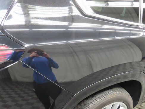 Used 2025 GMC Acadia Denali w/ Super Cruise Package image 32