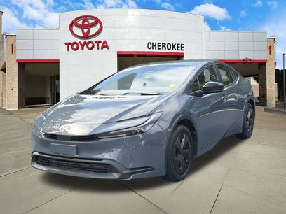 Used 2025 Toyota Prius LE