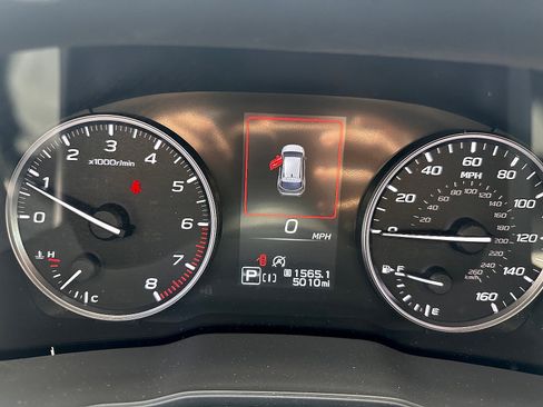 Certified 2025 Subaru Crosstrek 2.5i Premium AWD/4WD image 17