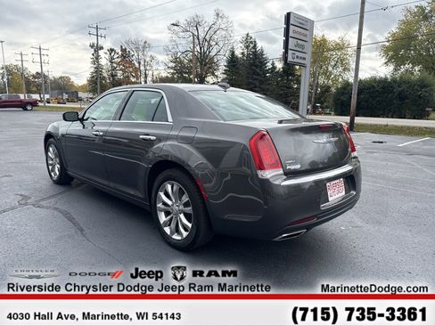 Used 2018 Chrysler 300 Limited w/ Safetytec Plus Group image 7