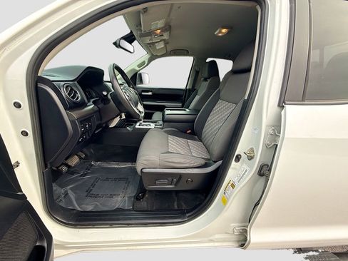 Used 2020 Toyota Tundra SR5 w/ SR5 Upgrade Package image 19