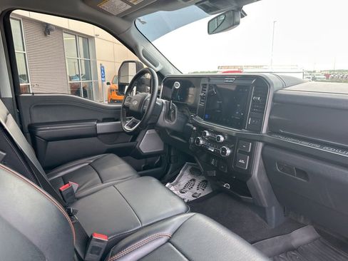 Used 2025 Ford F350 Lariat w/ Black Appearance Package AWD/4WD image 35