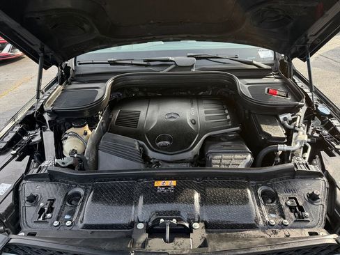 Used 2020 Mercedes-Benz GLS 450 4MATIC image 33