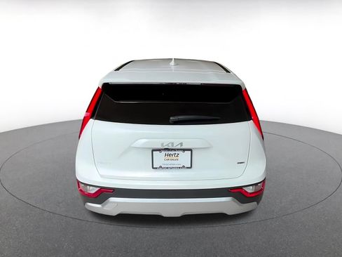 Used 2026 Kia Niro LX FWD image 12