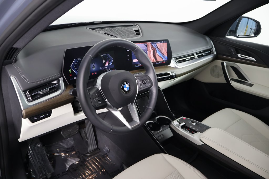 Certified 2026 BMW X1 xDrive28i w/ Convenience Package AWD/4WD image 7