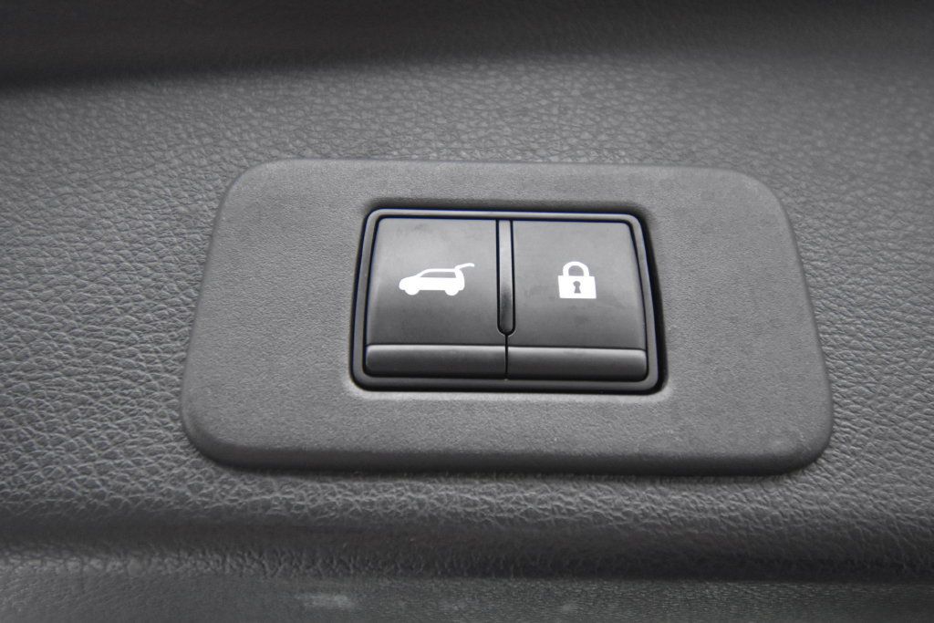 Used 2025 Nissan Murano SL AWD/4WD image 25