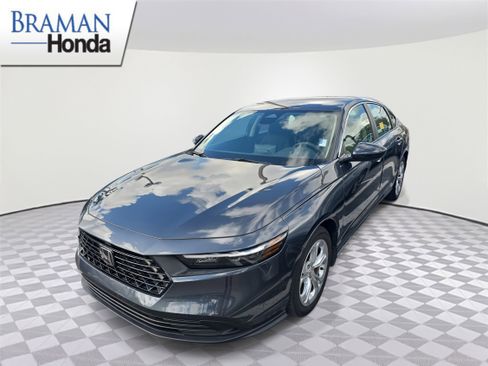 Used 2023 Honda Accord LX image 2