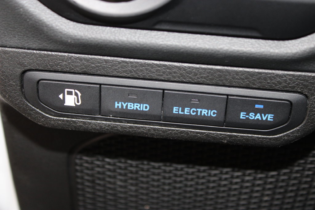 Used 2024 Jeep Wrangler Unlimited Sahara AWD/4WD image 27