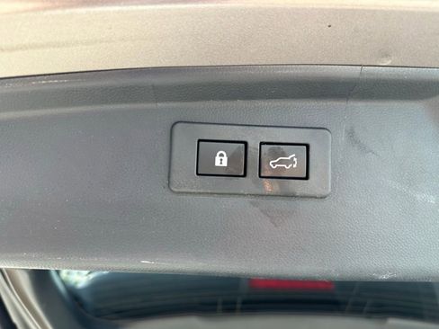 Used 2023 Subaru Outback Limited image 8