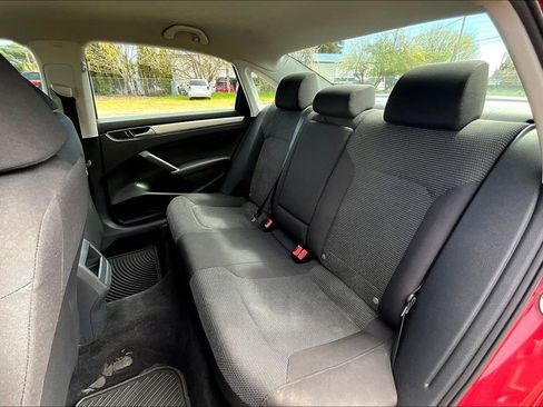 Used 2016 Volkswagen Passat 1.8T S image 21
