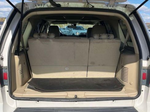 Used 2017 Lincoln Navigator Reserve image 8