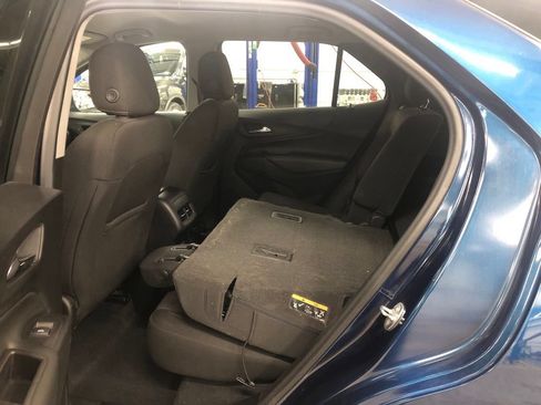 Used 2020 Chevrolet Equinox LT w/ LPO, Floor Liner Package AWD/4WD image 20
