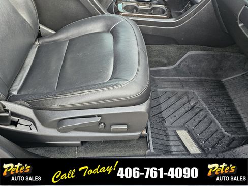 Used 2018 GMC Canyon SLT w/ Driver Alert Package image 17