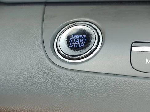 Used 2024 Hyundai Elantra SEL FWD image 20