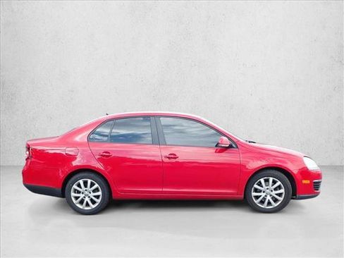 Used 2010 Volkswagen Jetta SE FWD image 14