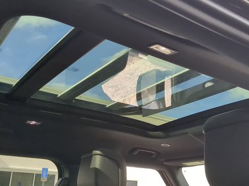 Used 2025 Land Rover Defender 130 Outbound image 23