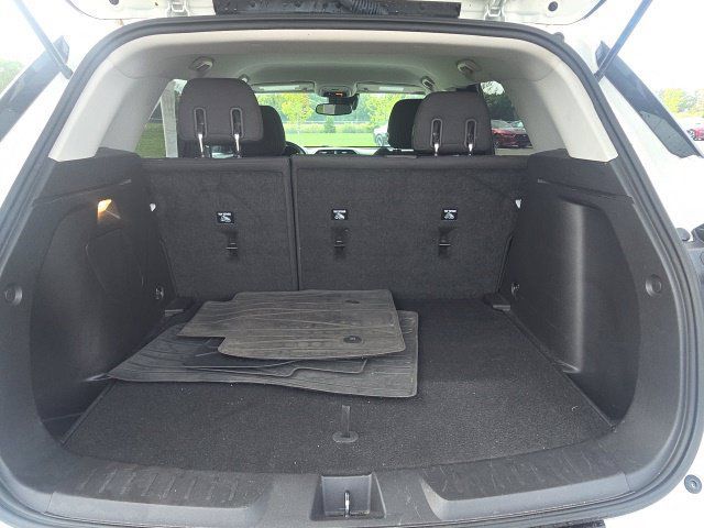 Used 2023 Chevrolet TrailBlazer LT AWD/4WD image 10